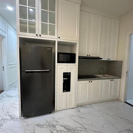 Super Penthouse Stmoritz Apartment, Lippomall Puri Indah Jakarta Luaran gambar